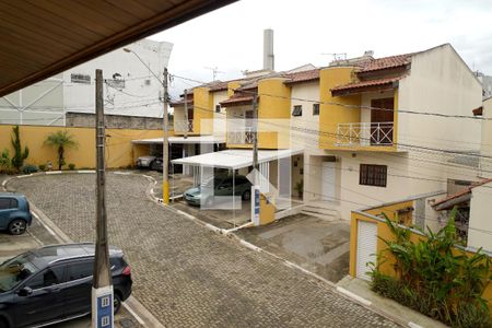 Vista da Suíte de casa de condomínio para alugar com 3 quartos, 101m² em Jardim Karolyne, Votorantim