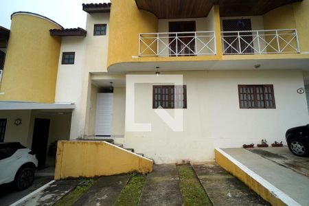 Casa de condomínio para alugar com 101m², 3 quartos e 2 vagasFachada da Casa