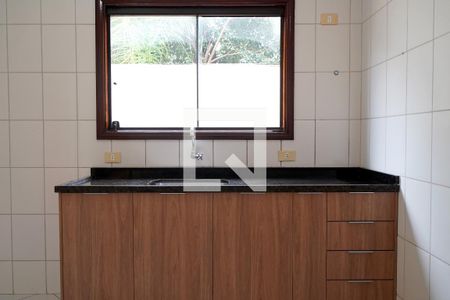 Casa de condomínio para alugar com 101m², 3 quartos e 2 vagasCozinha