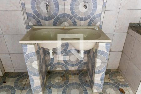 Casa para alugar com 73m², 2 quartos e 1 vagaÁrea externa