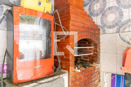 Casa para alugar com 73m², 2 quartos e 1 vagaÁrea externa