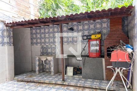 Casa para alugar com 73m², 2 quartos e 1 vagaÁrea externa