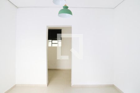 Sala de casa para alugar com 2 quartos, 70m² em Bela Vista, São Paulo