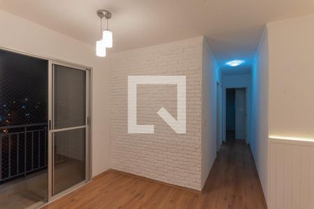 Sala de apartamento para alugar com 2 quartos, 50m² em Vila Mimosa, Campinas