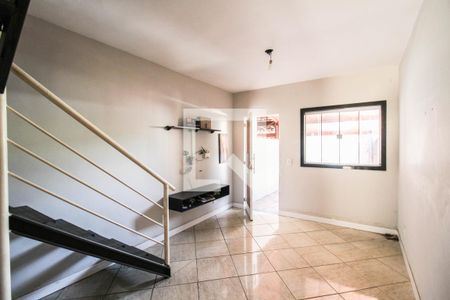 Sala de casa para alugar com 2 quartos, 104m² em Heliópolis, Belford Roxo