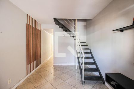 Sala de casa para alugar com 2 quartos, 104m² em Heliópolis, Belford Roxo