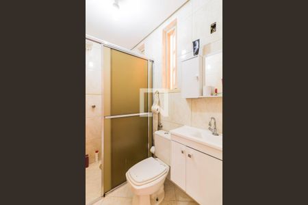 Casa para alugar com 230m², 4 quartos e 2 vagasBanheiro Social