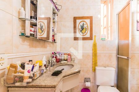 Casa para alugar com 230m², 4 quartos e 2 vagasBanheiro da Suite