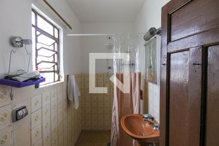 Casa à venda com 145m², 2 quartos e 2 vagasBanheiro da Suíte