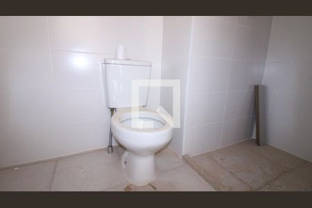 Banheiro de apartamento à venda com 1 quarto, 28m² em Jardim Independência (são Paulo), São Paulo