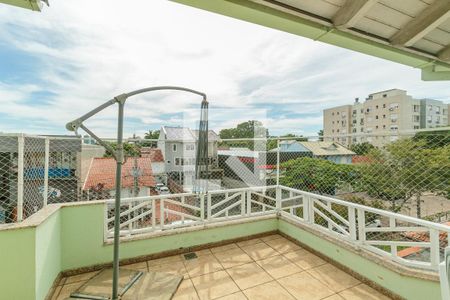 Casa para alugar com 330m², 4 quartos e 8 vagas Casa para alugar com 330m², 4 quartos e 8 vagasTerraço