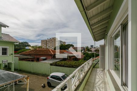 Casa para alugar com 330m², 4 quartos e 8 vagas Casa para alugar com 330m², 4 quartos e 8 vagasVaranda