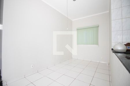 Sala de casa para alugar com 3 quartos, 105m² em Setor Habitacional Arniqueira (águas Claras), Brasília