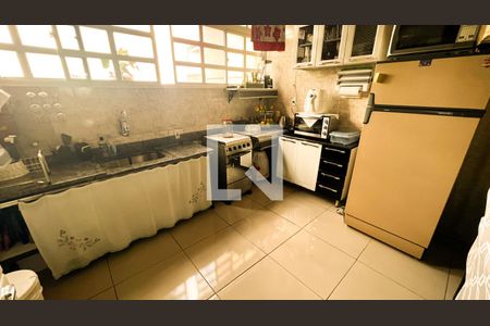 Casa à venda com 360m², 7 quartos e 8 vagas Casa à venda com 360m², 7 quartos e 8 vagasCozinha