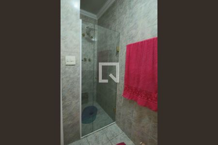 Casa à venda com 245m², 4 quartos e 2 vagasBanheiro