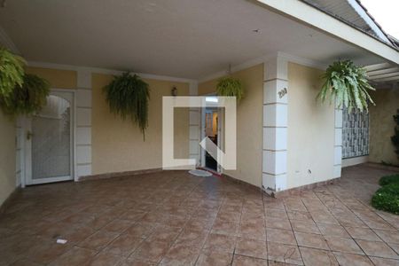 Casa à venda com 245m², 4 quartos e 2 vagasGaragem