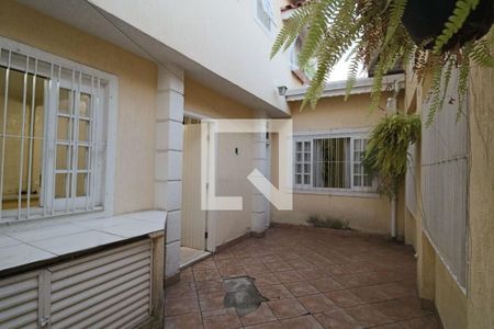Casa à venda com 245m², 4 quartos e 2 vagasQuintal