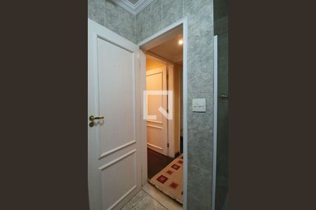 Casa à venda com 245m², 4 quartos e 2 vagasBanheiro