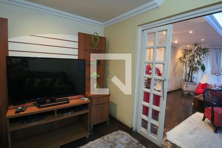 Sala de TV de casa à venda com 4 quartos, 245m² em Jardim Trussardi, São Paulo