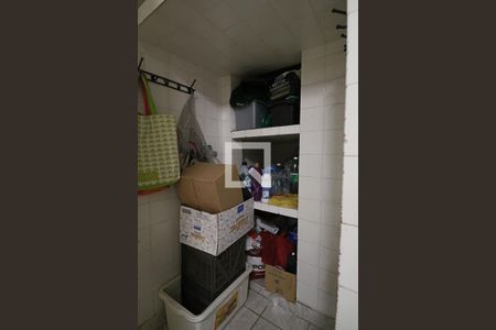 Casa à venda com 245m², 4 quartos e 2 vagasÁrea de Serviço