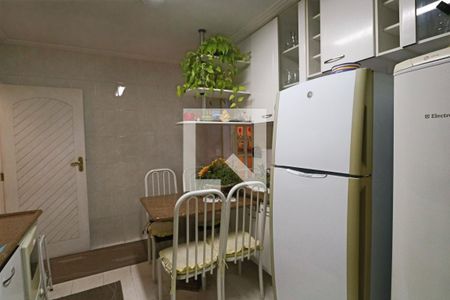 Casa à venda com 245m², 4 quartos e 2 vagasCozinha