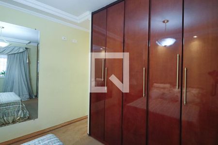 Casa à venda com 245m², 4 quartos e 2 vagasSuite 2