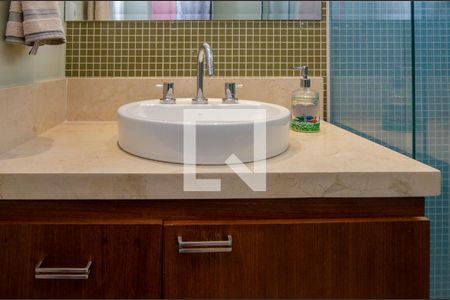 Casa de condomínio à venda com 293m², 4 quartos e 2 vagasBanheiro da Suíte 3