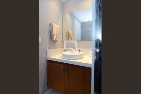 Casa de condomínio à venda com 293m², 4 quartos e 2 vagasBanheiro da Suíte 4