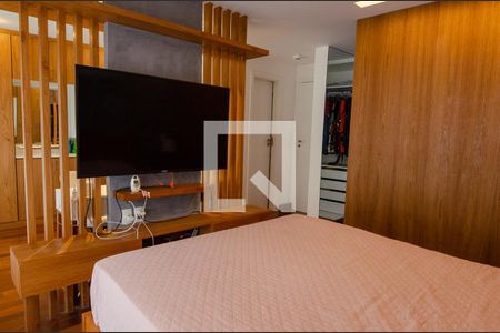 Casa de condomínio à venda com 293m², 4 quartos e 2 vagasSuite 1