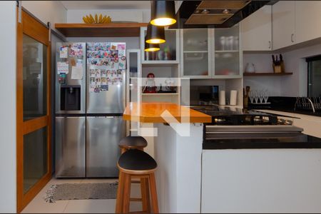 Casa de condomínio à venda com 293m², 4 quartos e 2 vagasCozinha