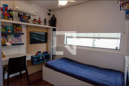 Casa de condomínio à venda com 293m², 4 quartos e 2 vagasSuite 3