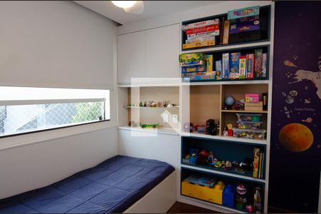 Casa de condomínio à venda com 293m², 4 quartos e 2 vagasSuite 3