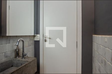 Casa de condomínio à venda com 293m², 4 quartos e 2 vagasLavabo