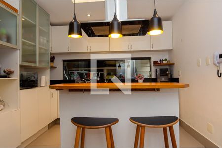 Casa de condomínio à venda com 293m², 4 quartos e 2 vagasCozinha