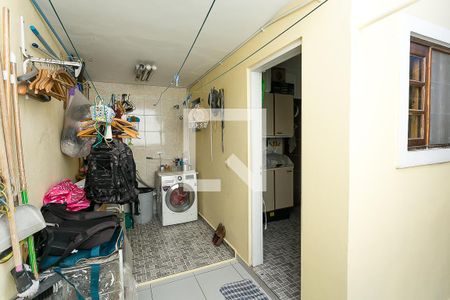 Casa à venda com 130m², 3 quartos e 3 vagasLavanderia