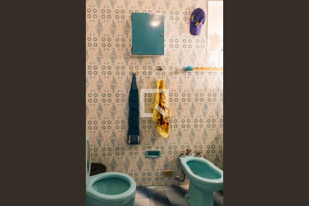 Casa à venda com 130m², 2 quartos e 2 vagasBanheiro 2