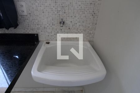 Casa para alugar com 38m², 1 quarto e 1 vagaÁrea de Serviço