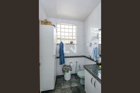 Casa à venda com 296m², 4 quartos e 4 vagasBanheiro da Suíte