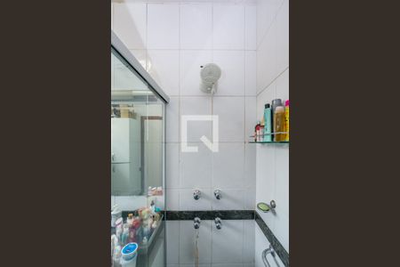 Casa à venda com 296m², 4 quartos e 4 vagasBanheiro da Suíte