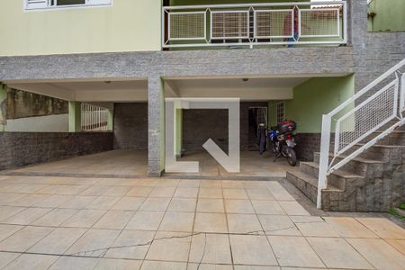 Casa à venda com 296m², 4 quartos e 4 vagasGaragem