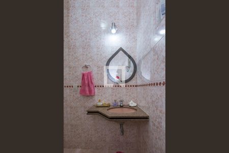 Casa à venda com 296m², 4 quartos e 4 vagasLavabo