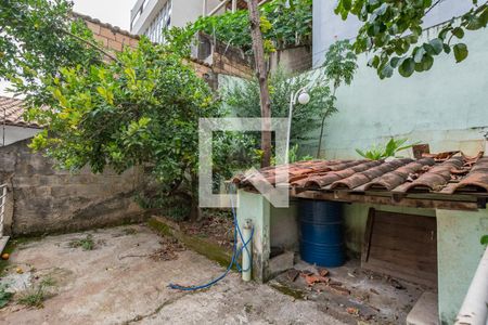 Casa à venda com 296m², 4 quartos e 4 vagasQuintal