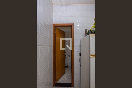 Casa à venda com 296m², 4 quartos e 4 vagasBanheiro de serviço