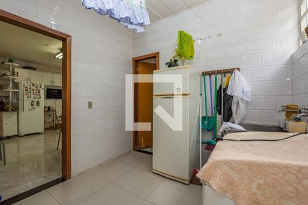 Casa à venda com 296m², 4 quartos e 4 vagasÁrea de Serviço