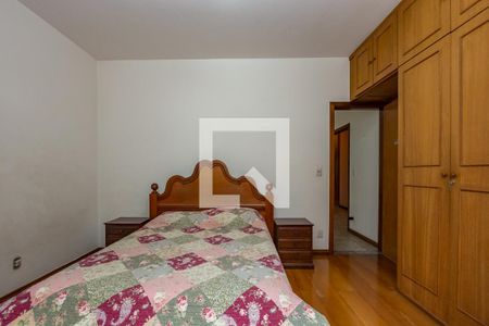 Casa à venda com 296m², 4 quartos e 4 vagasQuarto 4