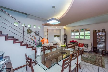 Casa à venda com 296m², 4 quartos e 4 vagasSala 2