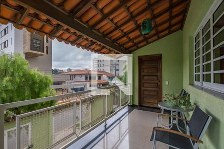 Casa à venda com 296m², 4 quartos e 4 vagasVaranda da Sala
