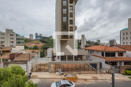 Casa à venda com 296m², 4 quartos e 4 vagasSuíte