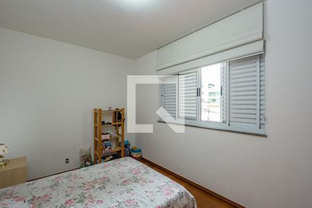 Casa à venda com 296m², 4 quartos e 4 vagasQuarto 2