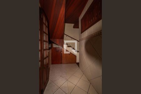 Casa para alugar com 640m², 4 quartos e 3 vagasCorredor